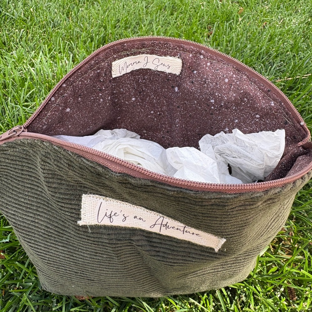 Olive Green Corduroy Pouch Set - Picture 5 of 7